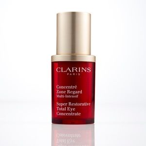 CLARINS Super Restorative Total Eye Concentrate